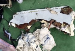 أسوشيتد برس: سبب تحطم الطائرة المنكوبة لن يكشف قريبا