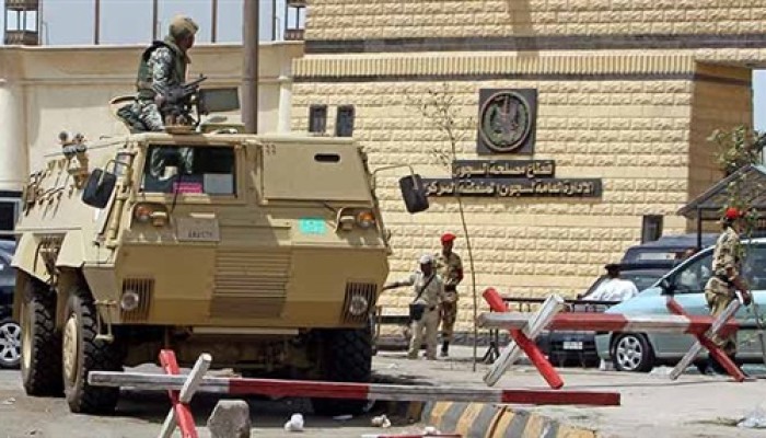 الاعتداء على طلاب معتقلين بقسم العاشر من رمضان أثناء توجههم لأداء الامتحانات