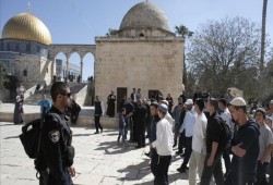 فلسطين : 55 مستوطنا يقتحمون الأقصى صباح الأربعاء