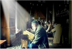 الانقلاب يجمِّد سنة الاعتكاف بالعشر الأواخر بشروط أمنية جديدة