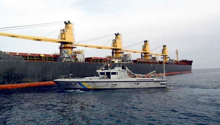 البيئة تلوث بحرى بـ 35 برميل زيت فى الغردقة