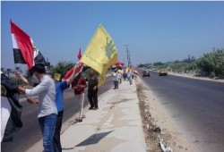 سلسلة بشرية لثوار كفر الدوار رفضاً لبيع جزيرتي "تيران وصنافير"