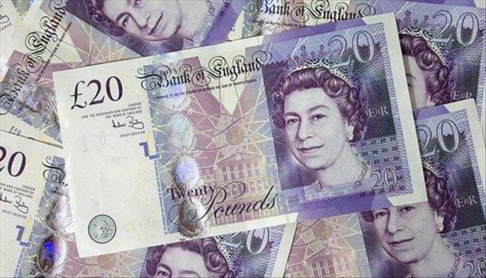 الاستفتاء يهوي بـ "الاسترليني" إلى أدنى مستوى في 31 عاماً
