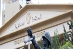 معتقلون بالإسكندرية يمتنعون عن حضور المحاكمة والأمن يحتجزهم بـ"الترحيلات" (فيديو)