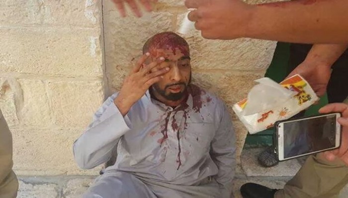 الاحتلال يقتحم الأقصى ويعتدي على المعتكفين