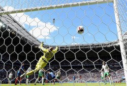 فرنسا تقلب الطاولة على إيرلندا "المفاجأة" لتتأهل لـ8 اليورو (فيديو)