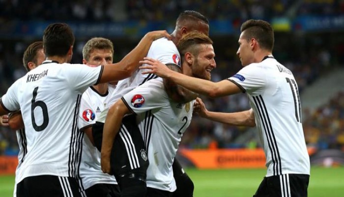 ألمانيا وبلجيكا تكتسحان سلوفاكيا والمجر (فيديو)