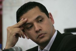 "عبدالرحمن يوسف" يرد على محامي حكومة الانقلاب: الجيش احتل مصر كلها