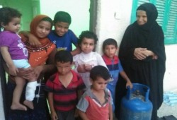نظام السيسي يواصل معاقبة أهالي سيناء بطردهم من "نزل الشباب" لمنازل في مرمى النيران