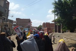 أهالي قرية الرئيس مرسي ينتفضون ردًا على جرائم الانقلاب