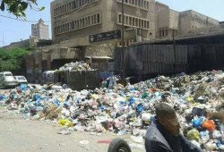 أهالي باكوس بالإسكندرية يشكون من عدم رفع القمامة منذ أسبوع