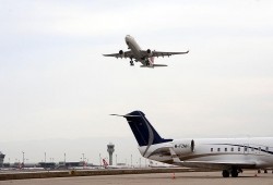 مطار أتاتورك يعود إلى العمل بشكل طبيعي