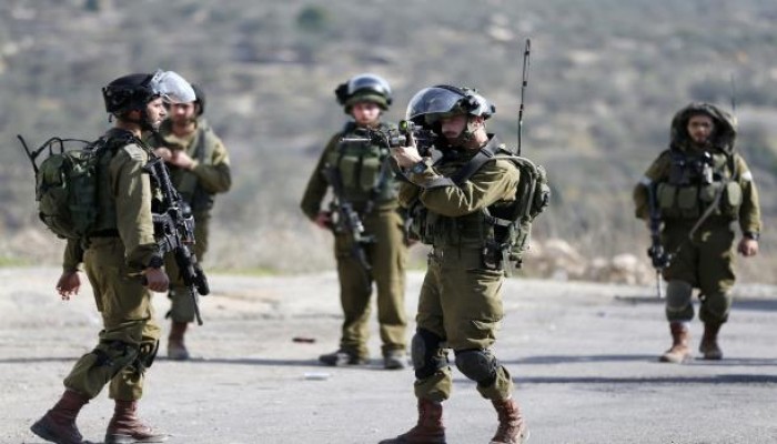 الاحتلال يعدم فلسطينية بالخليل بحجة تنفيذ عملية طعن