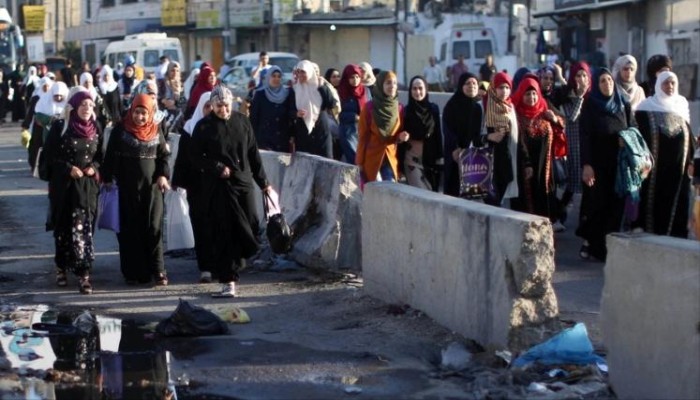 ٢٨٠ ألفا أدوا صلاة الجمعة الأخيرة برمضان في الأقصى