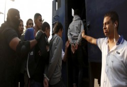 طلاب ثانوي المعتقلين في مصر .. المعاناة أكبر من الغش الجماعي