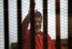 قضاء السيسي يضع الرئيس مرسي على قائمة "الإرهاب"
