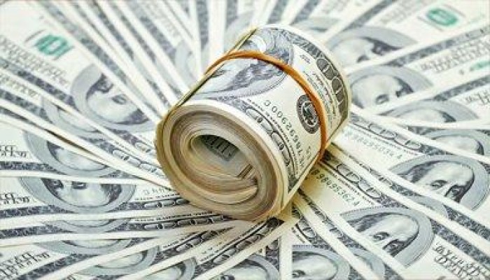 الدولار يسجل ظهر اليوم 11 جنيهًا للبيع بالسوق السوداء