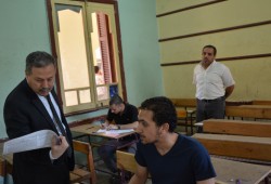 خصم 10 % من حوافز المدرسين الخاصة بالامتحانات