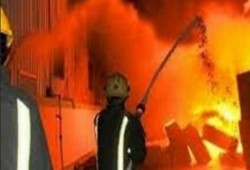 حريق بمصنع أعلاف في 6 أكتوبر.. والحماية المدنية تتجاهله!