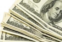 ارتفاع جنوني للدولار وتوقعات برفع سعره في البنك المركزي