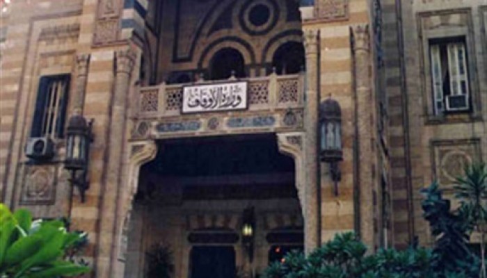 رفض "الخطبة المكتوبة".. وأئمة يؤكدون: إلغاء للعقول