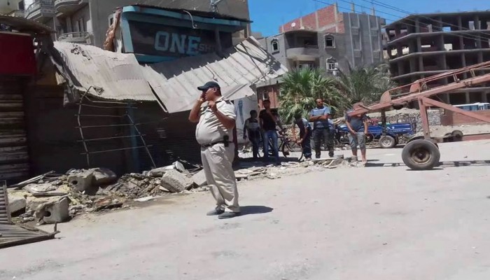 الباعة ببلقاس يستغيثون بعد هدم محلاتهم على يد داخلية الانقلاب