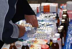 "الحق في الدواء": رفع سعر الدواء لم يقض على النواقص ولم يشهد أي تحسن