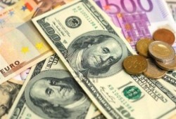 استقرار سعر الدولار بالسوق السوداء مسجلًا 11.50 جنيهًا للبيع