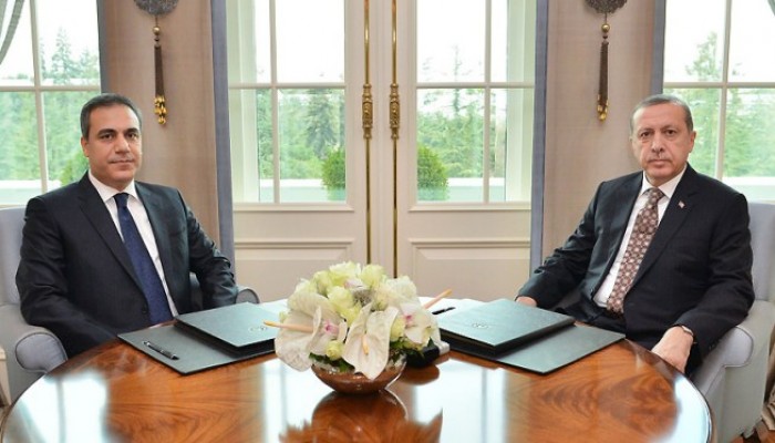 من هو “هاكان فيدان” الثعلب التركي الذي أفشل الانقلاب؟