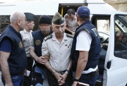 اعتقال 47 جنرال من أصل 358 في جيش تركيا