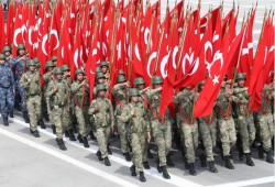 إنفوجرافيك: تعرف على تفاصيل القوة والتسليح في الجيش التركي