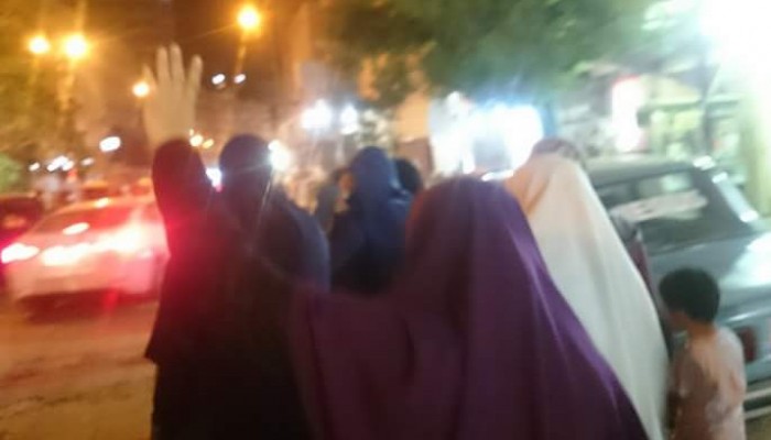 رغم التضييق الأمني حرائر المنتزة بالإسكندرية يهتفن "السيسي خاين وعميل"