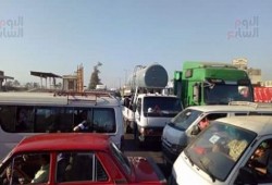 انهيار كوبري "كفر أبو جمعة" وتوقف طريق (القاهرة- الإسكندرية) بشكل كامل