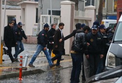 تركيا تصدر أوامر لاعتقال 47 صحفيا