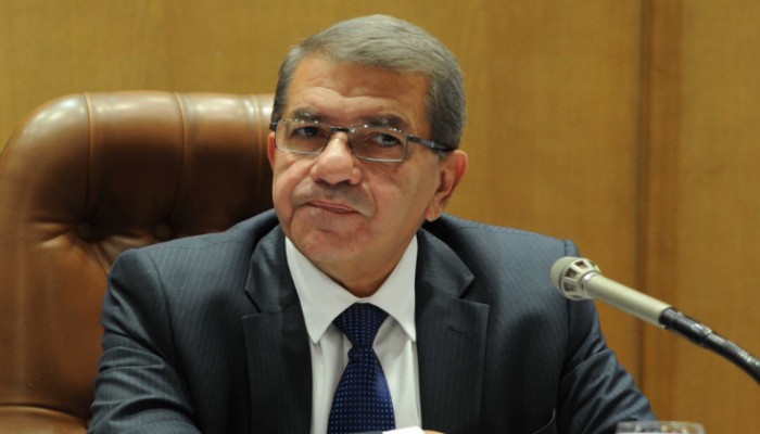 نظام السيسي : نستهدف اقتراض 21 مليار دولار في 3 سنوات