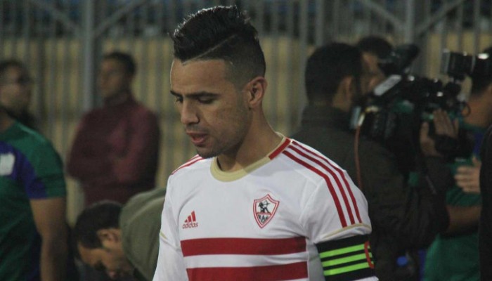 طرد "إمام" من بعثة الزمالك في جنوب إفريقيا بعد رفعه سكين في وجه "مرسي"