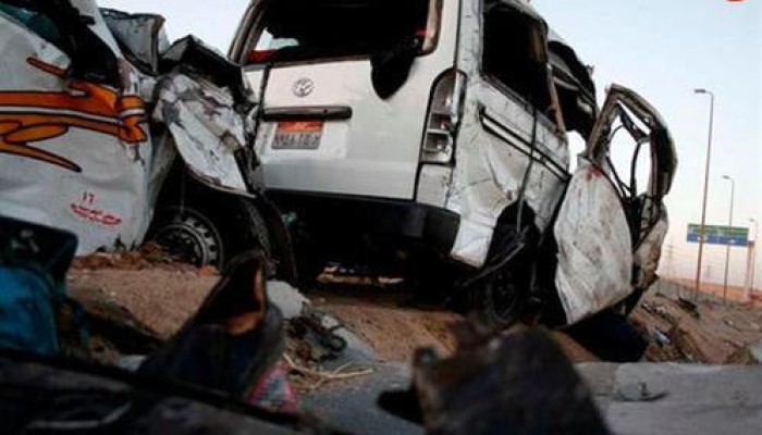 مصرع 9 وإصابة 12 آخرين فى حادثين على طريق "وادى النطرون - العلمين"