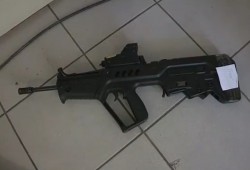 سلاح إسرائيلي بأيدي الانقلابيين بتركيا