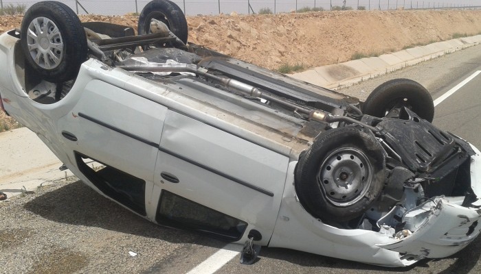 البحيرة : مصرع وإصابة "6 أشخاص" فى حادث انقلاب سيارة بالبحيرة