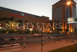 نشوب حريق بمخزن ملابس بجوار مول سيتي ستارز بمدينة نصر