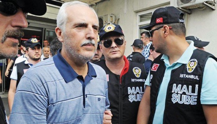 حبس والي اسطنبول السابق على ذمة تحقيقات المحاولة الانقلابية