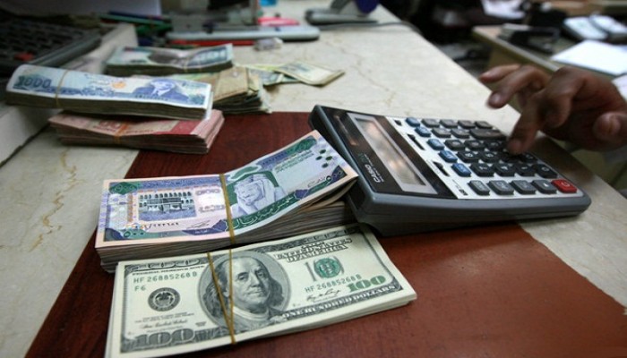 الريال السعودي يواصل ارتفاعه بالسوق السوداء مسجلًا 3.27 جنيهات للبيع