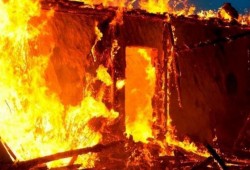 حريق هائل بسوق العباسى بمحيط مديرية أمن الدقهلية