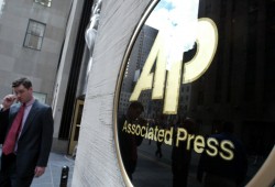 أسوشيتد برس: السيسي اقترض من صندوق النقد بعد استنزاف مليارات الخليج