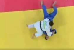 بعد رفضه الانسحاب .. هزيمة ساحقة للاعب الجودو المصري أمام اللاعب الصهيوني في أولمبياد ريو (فيديو)