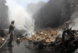 ارتفاع القتلى بحلب وإدلب مع استمرار القصف الجوي