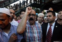 أميريكا : مقتل إمام مسجد وصديقٌ له عقب خروجهما من صلاة الظهر في نيويورك