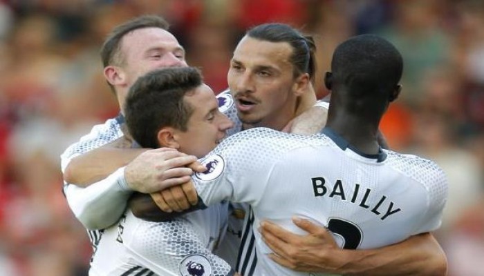 مانشستر يونايتد يضرب بورنموث بثلاثية في أولى مواجهاته بالبريميرليج (فيديو)