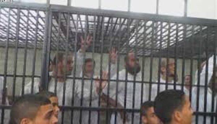 "عسكرية أسيوط " تقضى بـ15 عامًا لاثنين من رافضي الانقلاب بالمنيا