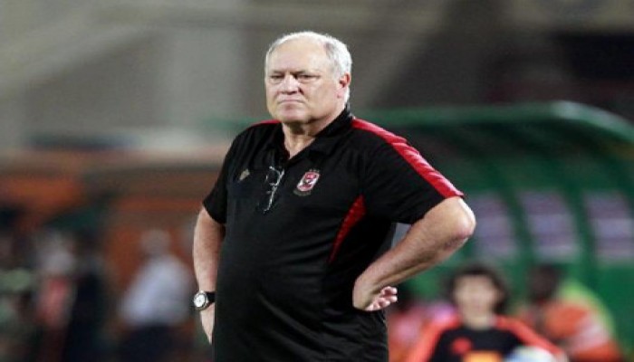 مارتن يول يطلب الرحيل عن الأهلي بعد تحذير السفارة الهولندية .. والإدارة تجمد التدريبات